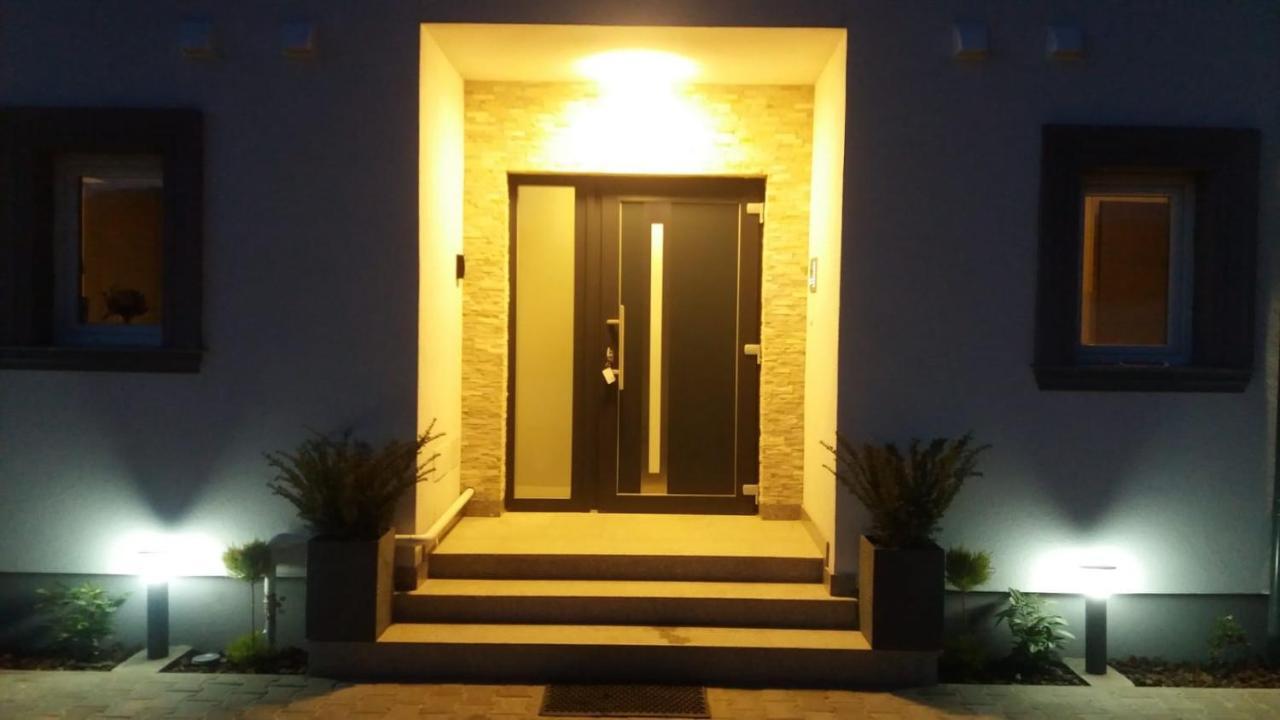 Apartament Saguna Sînnicolau Mare Exteriör bild